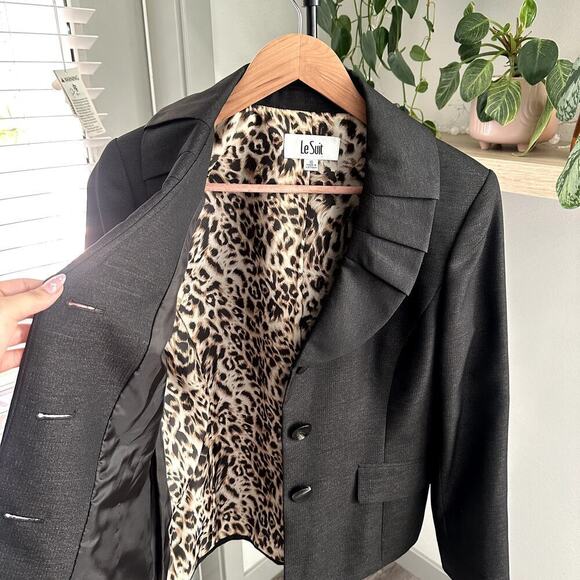 Le Suit Black Blazer – Women’s Size 10 - Picture 5 of 9